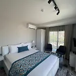 Oliva Butik Отель Бодрум